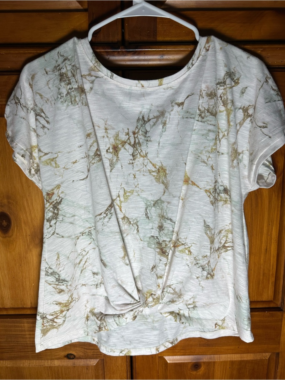 Democracy (from Boutique) Women's Marble Print Twist-Front Short Sleeve Tee